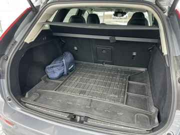 Volvo XC60 II Crossover T5 250KM 2018 Volvo XC 60 4x4 T5 Momentum 2018 kamera, zdjęcie 26