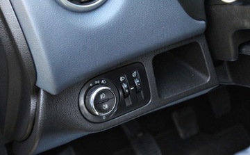 Opel Meriva II Mikrovan 1.4 Twinport ECOTEC 100KM 2010 Opel Meriva 1.4 i Tapicerka czesciowo pokryta skora Tempomat 1 rok gwar, zdjęcie 21