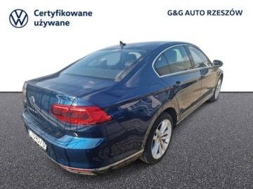 Volkswagen Passat B8 Variant Facelifting 2.0 TSI 190KM 2022 Volkswagen Passat 2.0 TSI 190KM DSG, LED Matrix, Harman Kardon, ACC Salon, zdjęcie 3