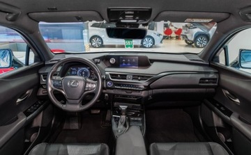 Lexus UX 2021 Lexus UX 250h GPF F Impression 2WD 2.0 Benzyna 152KM, zdjęcie 4