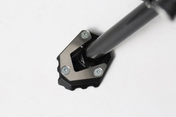 КРЫШКА БОКОВОЙ ПОДСТАВКИ SW-MOTECH HONDA VFR800X (15-), МОДЕЛИ CB/R, ЧЕРНЫЙ/SIL