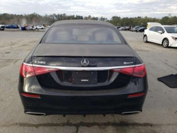 Mercedes Klasa S W223/V223 2022 Mercedes-Benz Klasa S 2022, 4.0L, 4x4, porysowany lakier 4.0 Benzyna 496KM, zdjęcie 4