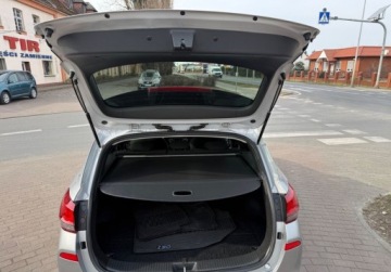 Hyundai i30 III Wagon Facelifting 1.5 T-GDI 48V 160KM 2022 Hyundai i30 1.5T-gdi 160Ps FULL LED Navi Kamera Extra stan 1.5 Benzyna, zdjęcie 17