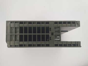 32x входа SIEMENS SIMATIC S7-300 SM321 DI 32xDC24V 1P 6ES7 321-1BL00-0AA0