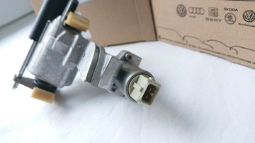 НАТЯЖИТЕЛЬ ЦЕПИ 058109088K VW AUDI 1.8T САЛЬНИКИ