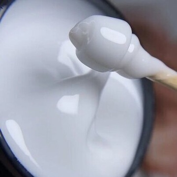 Valeri Builder Gel 4 15 ml MLECZNY