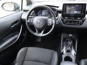 Toyota Corolla XII TS Kombi 1.8 Hybrid 122KM 2021 Toyota Corolla 1.8 Hybrid, Salon Polska, zdjęcie 6