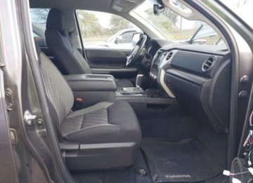 Toyota Tundra II 2021 Toyota Tundra 2021, 5.7L, 4x4, SR5, od ubezpieczalni, zdjęcie 9