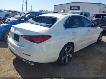 Mercedes Klasa C W206 2025 Mercedes-Benz Klasa C 2025 Mercedes-Benz C-Class C 300 Sedan 2.0 Benzyna, zdjęcie 3