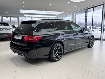 Mercedes Klasa C W205 Kombi Facelifting HYBRYDA 2.0 300 de 306KM 2020 Mercedes-Benz C 300 Plug In AMG Line / CarPlay / 1, zdjęcie 3