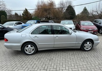 Mercedes Klasa E W210 2000 Mercedes-Benz Klasa E 2,2 CDI 143 KM Automat Z..., zdjęcie 31