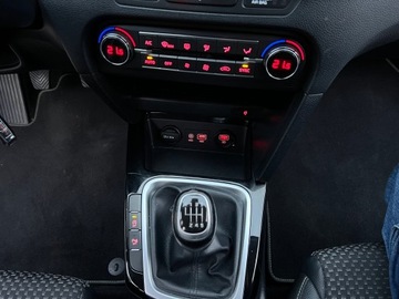 Kia Ceed III Hatchback 1.0 T-GDi 120KM 2019 Kia Ceed 88 Tyś km Radar Klimatronic Tempomat Navi Asystent Bezwypadek, zdjęcie 32