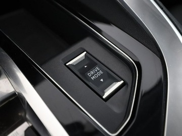 Peugeot 3008 II Crossover Facelifting  1.2 PureTech 130KM 2022 Peugeot 3008 automat full LED półskóra virtual, zdjęcie 29