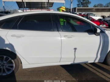 Ford Fusion 2020 Ford Fusion Hybrid Se 2020 2.0 Hybryda 141KM, zdjęcie 6