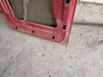 ДВЕРЬ ПЕРЕДНЯЯ ПРАВАЯ VW T4