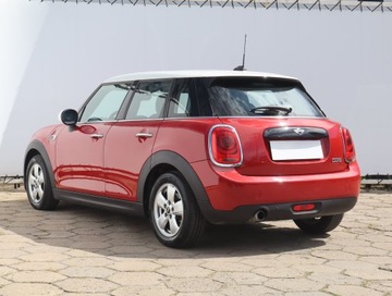 Mini Mini F56 Hatchback 1.5 136KM 2016 MINI 5-door Cooper, Automat, Navi, Klima, zdjęcie 3