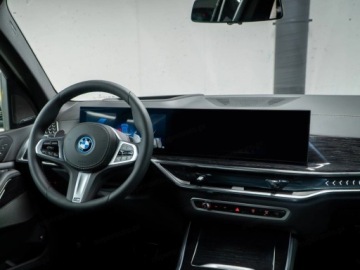 BMW X5 G05 SUV Plug-In Facelifting 3.0 50e 490KM 2026 BMW X5 xDrive50e Individual Edition Suv 3.0 (489KM) 2026, zdjęcie 9