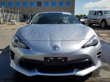 Toyota GT86 Coupe Facelifting 2.0 Boxer 200KM 2017 Toyota GT86 2.0L, Base 2.0 Benzyna 200KM, zdjęcie 4
