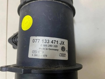 AUDI A6 C5 A8 D3 4.2 V8 VÁHA VZDUCHU 077133471JX 0280218070
