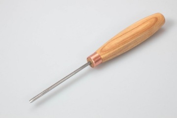 Стамеска для резьбы 2мм прямая V Beavercraft K12/02