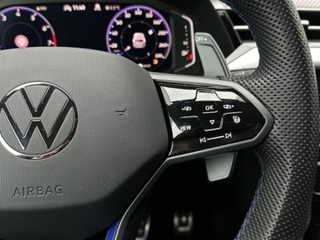 Volkswagen Arteon Shooting Brake R 2.0 TSI 320KM 2023 Volkswagen Arteon 2.0TSI 320KM 4X4 R DSG l Panoram, zdjęcie 16