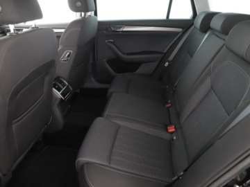 Skoda Superb III Kombi Facelifting 2.0 TDI SCR 200KM 2023 Skoda Superb Combi | Kamera Cofania | Virtual Cock, zdjęcie 11