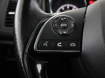 Mitsubishi ASX I SUV Facelifting 2015 1.6 117KM 2016 Mitsubishi ASX Diamant Edition lift grzane fotele, zdjęcie 27