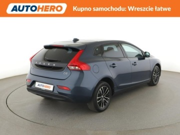 Volvo V40 II Hatchback Facelifting 2.0 D2 120KM 2016 Volvo V40 2.0d Automat Momentum Nawigacja Tempomat, zdjęcie 6