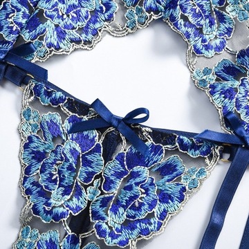 DAMSKI KOMPLET BIELIZNY BIUSTONOSZ STRINGI PAS KORONKOWY SEXI ZESTAW