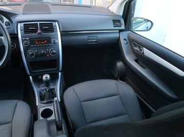 Mercedes Klasa B W245 150 95KM 2006 Mercedes B B 150 , GAZ, Klima, Parktronic,ALU, zdjęcie 7