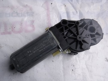 MOTOREK SEDADLA PRAVÝ 0390203225 VW PASSAT B6