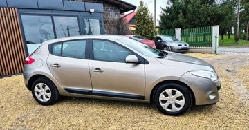 Renault Megane II Kombi 1.6 16V 100KM 2009 Renault Megane 1.6 16V BENZYNA klimatyzacja 5 drzwi super OKAZJA pole, zdjęcie 9