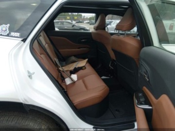 Toyota 2025 Toyota Crown Signia Limited 2025 2.5 Benzyna 188KM, zdjęcie 13