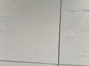 Травертин 28 шт террасные плиты 75х50х4 10,5 м2 натуральный вид