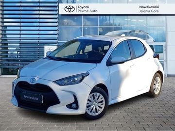 Toyota Yaris IV Hatchback 1.5 Dynamic Force 125KM 2023 Toyota Yaris 1,5-Dual-VVT-iE IV (2020-) 1,5-Dual-V