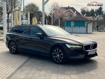 Volvo V60 I Kombi Facelifting 2.0 D3 DRIVE-E 150KM 2018 Volvo V60 2.0 Diesel 150KM LIFT Lakier w orygiale Bardzo zadbane, zdjęcie 7