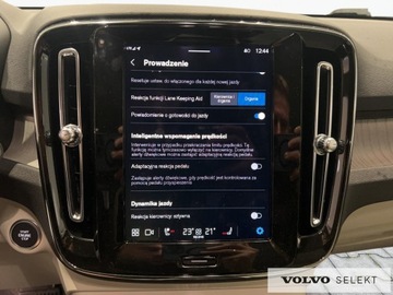 Volvo XC40 Crossover Facelifting 2.0 B3 163KM 2025 Volvo XC 40 VOLVO XC40 B3 Core Benzyna (163+14KM), zdjęcie 26