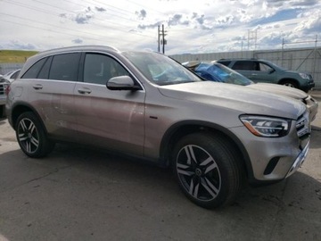 Mercedes GLC C253 2020 Mercedes-Benz GLC 350e, 2020r., 4x4, 2.0L 2.0 Benzyna 315KM, zdjęcie 1
