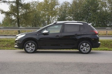 Peugeot 2008 I SUV Facelifting 1.2 PureTech 82KM 2017 Peugeot 2008 1.2 doinwestowany Android Auto Car, zdjęcie 3
