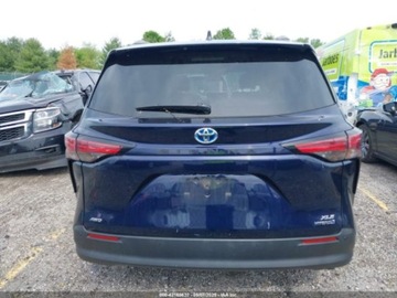 Toyota Sienna III 2021 Toyota Sienna XLE 2021 2.5l 2.5 Hybryda 189KM, zdjęcie 4