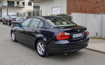 BMW Seria 3 E90-91-92-93 Limuzyna E90 320i 150KM 2005 BMW Seria 3 Skory 204 tys. km 2.0 Benzyna 150KM, zdjęcie 2