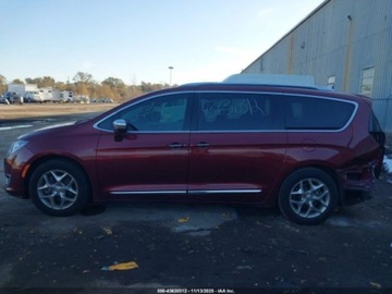 Chrysler Pacifica II 2018 Chrysler Pacifica 3.6 V6 286KM wersja LIMITED ,mala szkoda od ubezpieczalni, zdjęcie 8