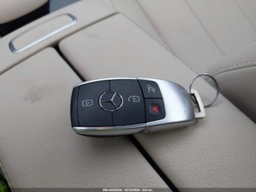 Mercedes GLA II 2021 Mercedes-Benz GLA 2021 MERCEDES-BENZ GLA 250 4MATIC 2.0 Benzyna 221KM, zdjęcie 4