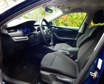 Skoda Octavia IV Kombi 2.0 TDI 115KM 2022 Skoda Octavia IV 2022 kombi 2.0 TDI DSG bezwypadkowy ładny kolor F Vat 23%, zdjęcie 11