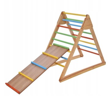 Гимнастическая лестница, деревянная конструкция для лазанья.