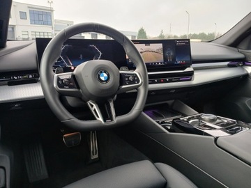 BMW Seria 5 G90-91 2025 BMW 520 BMW 520d xDrive M Pro Iconic Glow Harmann/, zdjęcie 25