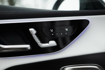 Mercedes GLC C254/X254 Coupe 2.0 220d 197KM 2025 Mercedes-Benz GLC Coupe 220 4Matic AMG Line Autotrade Mercedes-Benz, zdjęcie 18