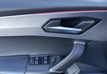 Seat Leon IV Hatchback 1.5 eTSI (MHEV) 150KM 2024 Seat Leon FR 1.5eTSI 150KM DSG Gwarancja Matrix Kamera ACC Beats 18 Kessy, zdjęcie 17