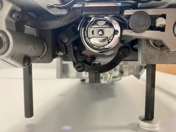 Автоматическая челночная машина Minerva M9800je4