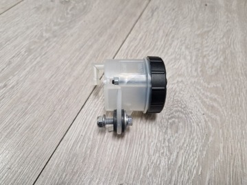 БАЧОК ТОРМОЗНОЙ ЖИДКОСТИ TRIUMPH SPEED TRIPLE BREMBO DAYTONA NEW